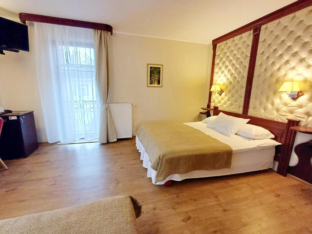 Pegasa Pils Spa Hotel Jūrkalne Extérieur photo