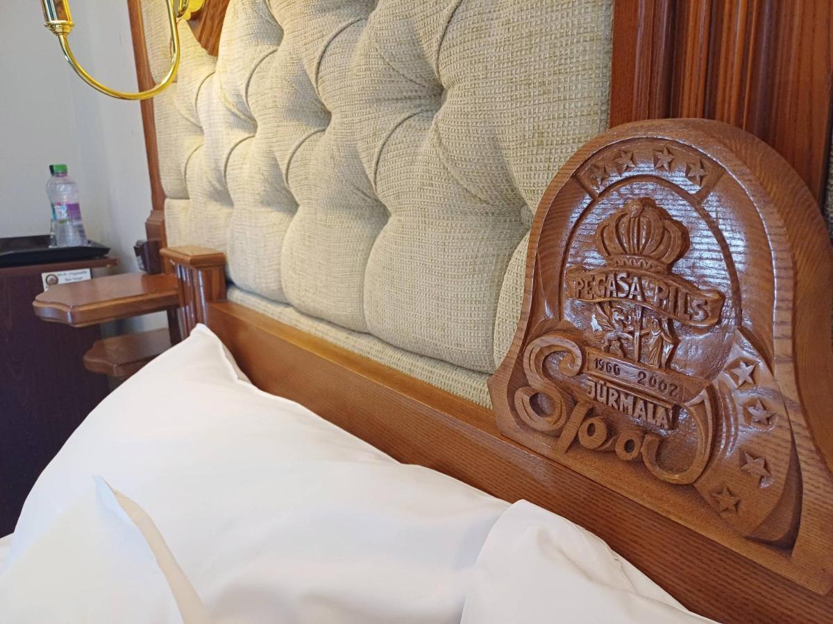 Pegasa Pils Spa Hotel Jūrkalne Extérieur photo