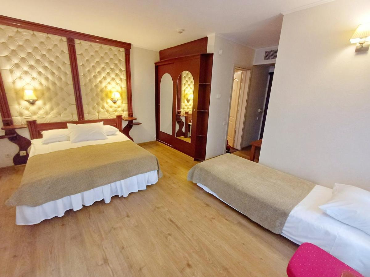 Pegasa Pils Spa Hotel Jūrkalne Extérieur photo