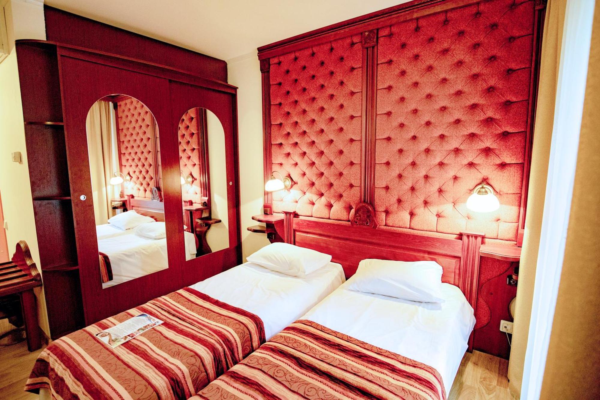 Pegasa Pils Spa Hotel Jūrkalne Extérieur photo