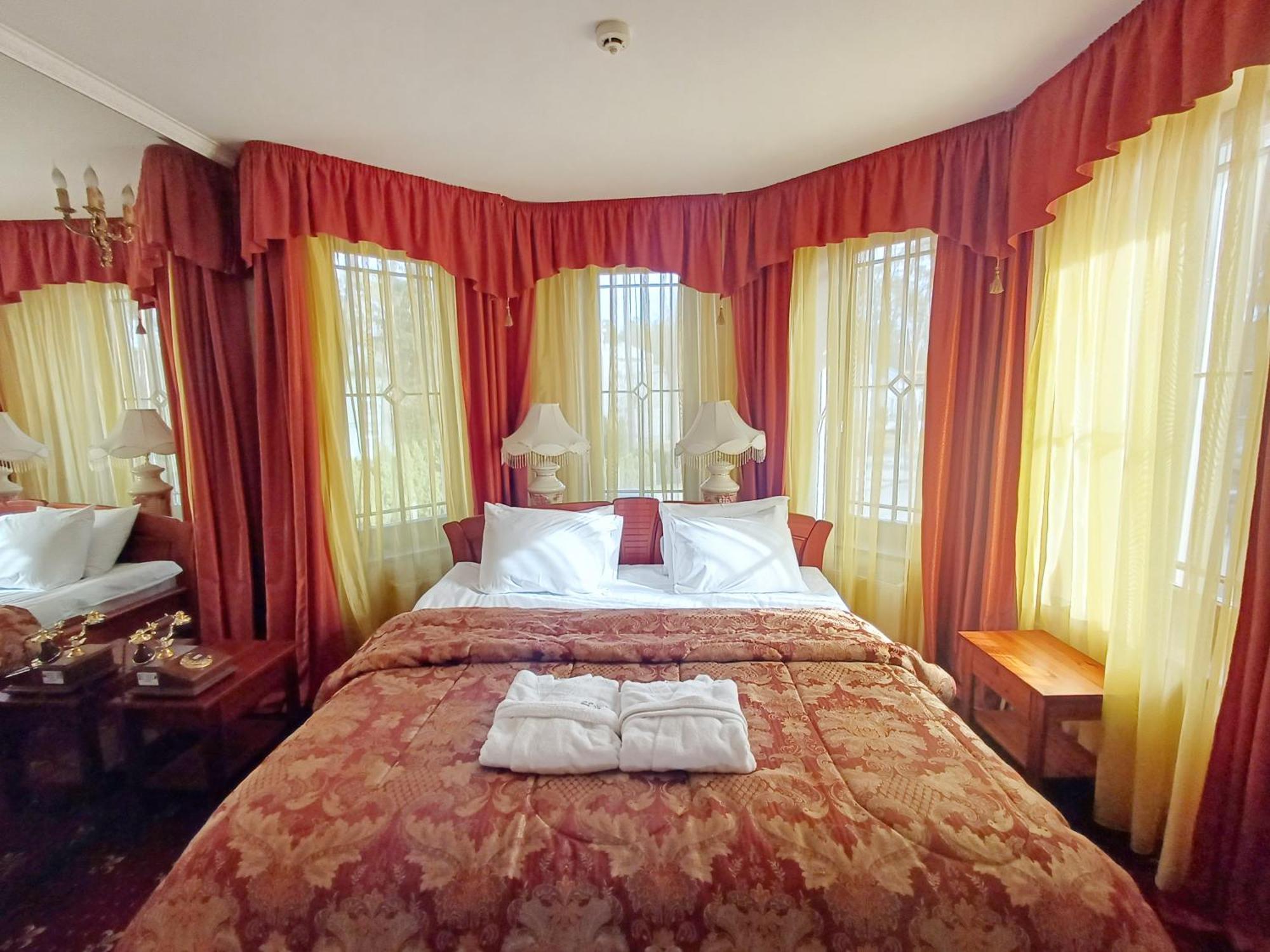 Pegasa Pils Spa Hotel Jūrkalne Extérieur photo